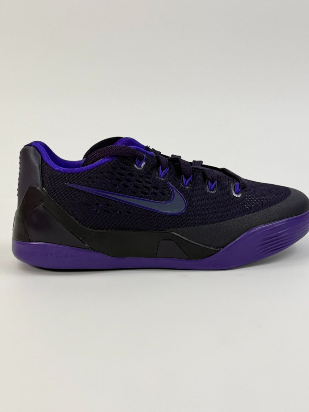 Nike Kobe 9 EM Low Protro TB GS 'Purple Dynasty' IM6642-500 size 5.5 Y / 7 W
